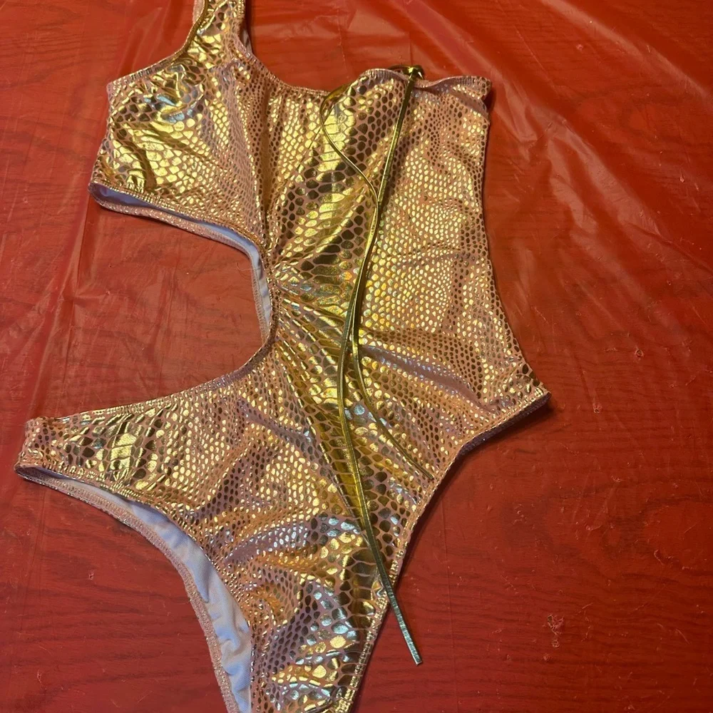 Wonen’s  Gold One Piece Swimsuit Bikini